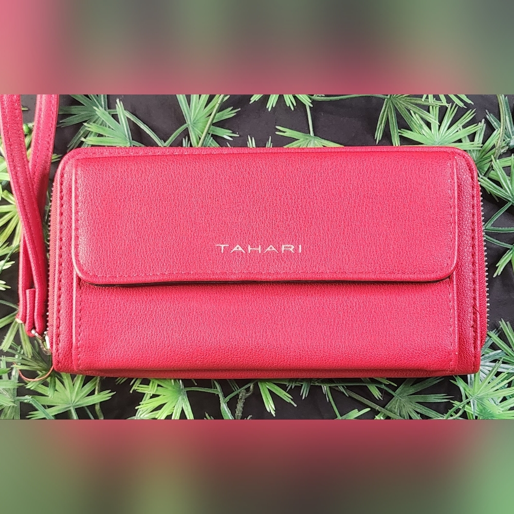 Guang Tong - Tahari | Wallet